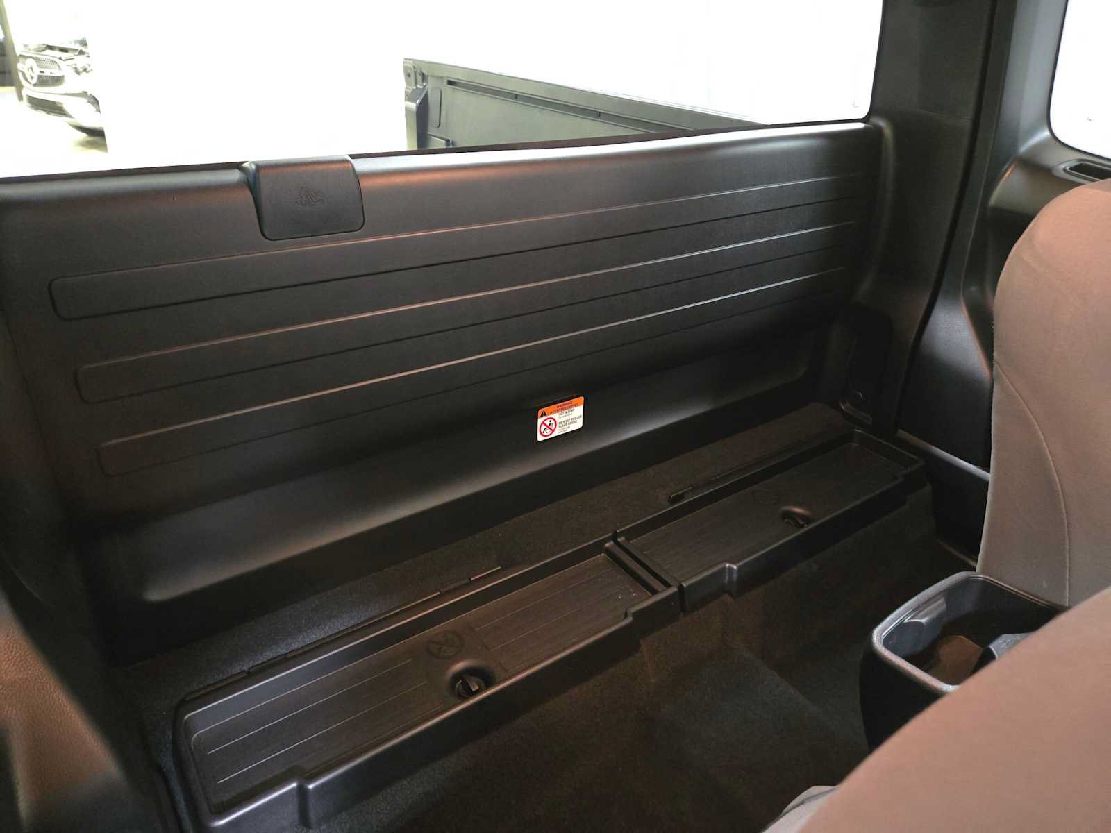 Used 2022 Toyota Tacoma SR RWD image 13