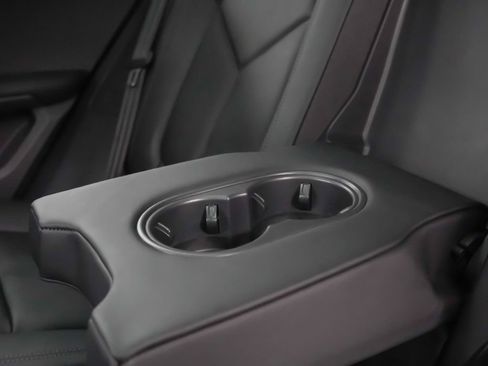 Certified 2026 Porsche Macan Turbo AWD/4WD image 19