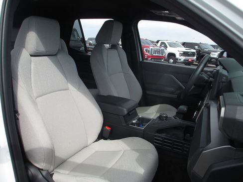 Used 2026 Toyota 4Runner SR5 AWD/4WD image 22