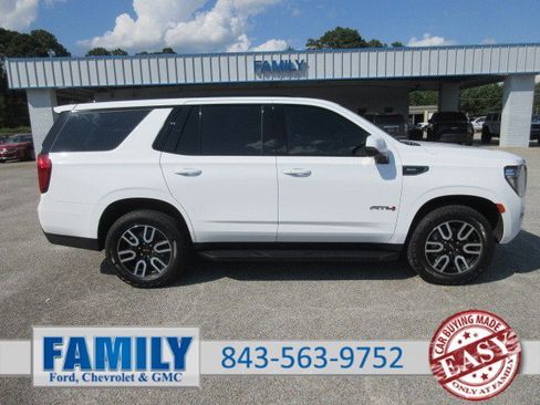 Used 2023 GMC Yukon AT4 w/ Max Trailering Package image 1