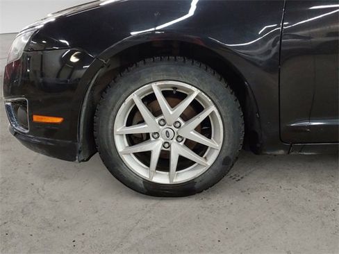 Used 2011 Ford Fusion SEL image 10