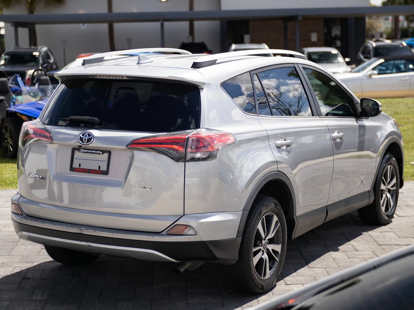 Used 2016 Toyota RAV4 XLE FWD image 12
