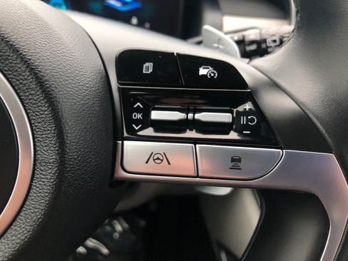 Certified 2023 Hyundai Tucson Limited AWD/4WD image 8