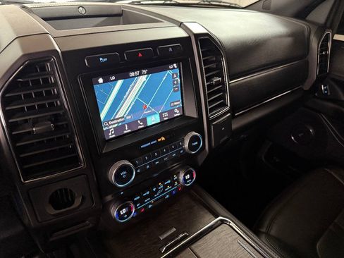 Used 2018 Ford Expedition Limited RWD image 48