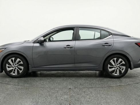 Used 2025 Nissan Sentra S image 5