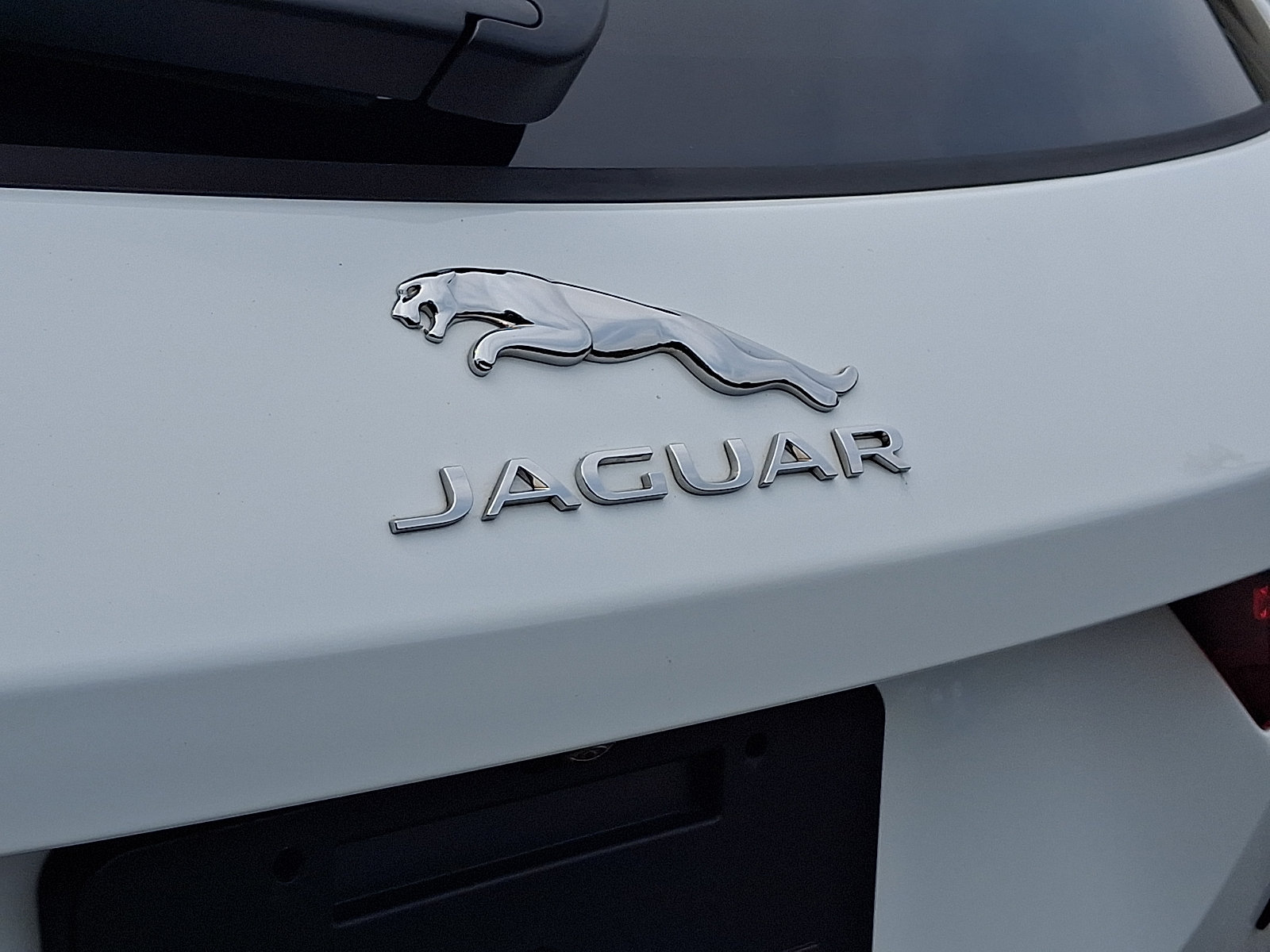 Used 2026 Jaguar F-PACE R-Dynamic S AWD/4WD image 30