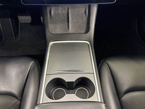 Used 2021 Tesla Model 3 Standard Range Plus RWD image 12