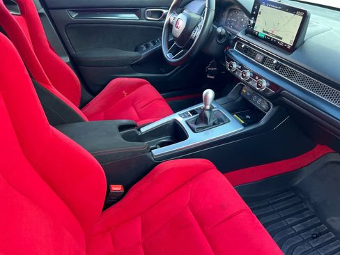 Used 2024 Honda Civic Type R image 16