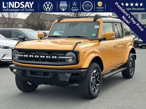 Used 2022 Ford Bronco Outer Banks image 3