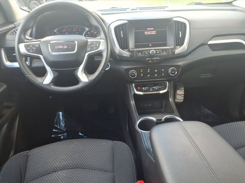 Used 2023 GMC Terrain SLE FWD image 9