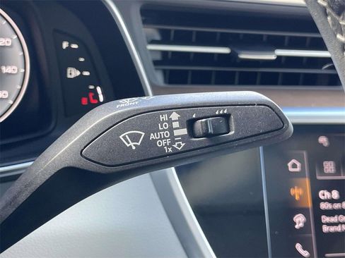 Used 2024 Audi A6 Premium Plus image 25