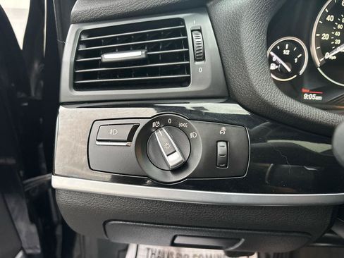 Used 2018 BMW X4 xDrive28i AWD/4WD image 16