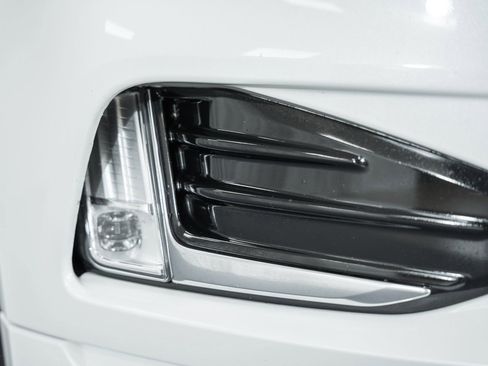 Used 2023 Ford Edge ST image 10