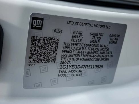Used 2024 Chevrolet Corvette Stingray Preferred Conv w/ Battery Protection Package RWD image 27