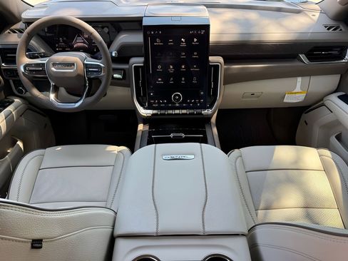New 2026 GMC Yukon XL Denali w/ Sun & Power Step Package AWD/4WD image 18