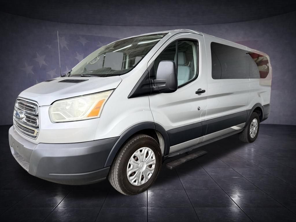 Used 2015 Ford Transit 150 XLT RWD image 5