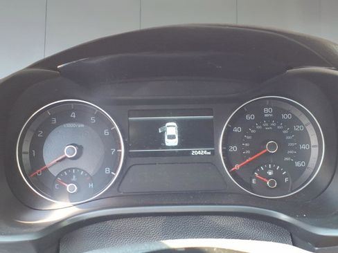 Used 2023 Kia Forte LXS w/ LXS Technology Package image 13