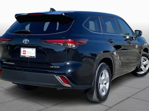 Certified 2024 Toyota Highlander LE image 13