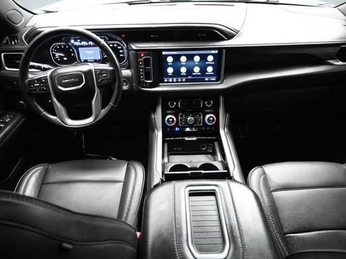 Used 2021 GMC Yukon Denali w/ Denali Ultimate Package AWD/4WD image 13