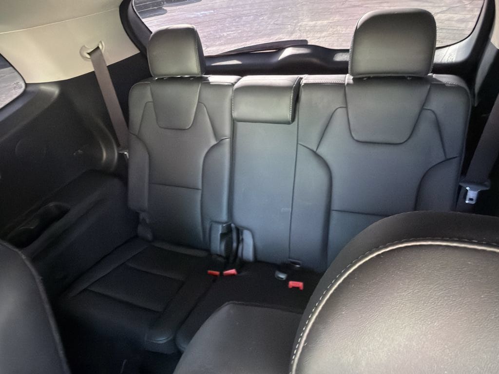 Certified 2023 Kia Telluride S w/ S Sunroof Package AWD/4WD image 20