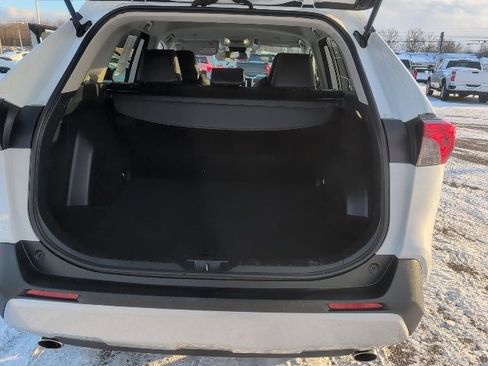 Used 2024 Toyota RAV4 Adventure image 38