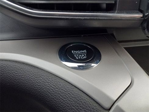 Used 2023 Ford Explorer XLT w/ Equipment Group 202A image 25