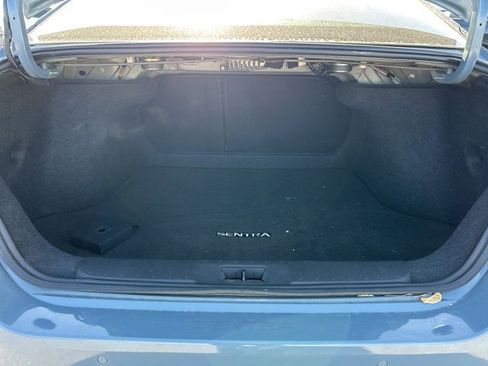 Used 2024 Nissan Sentra SR w/ SR Premium Package image 29