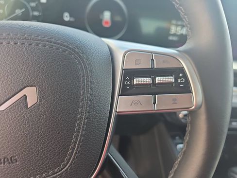 Used 2024 Kia Telluride SX Prestige w/ Towing Package AWD/4WD image 20