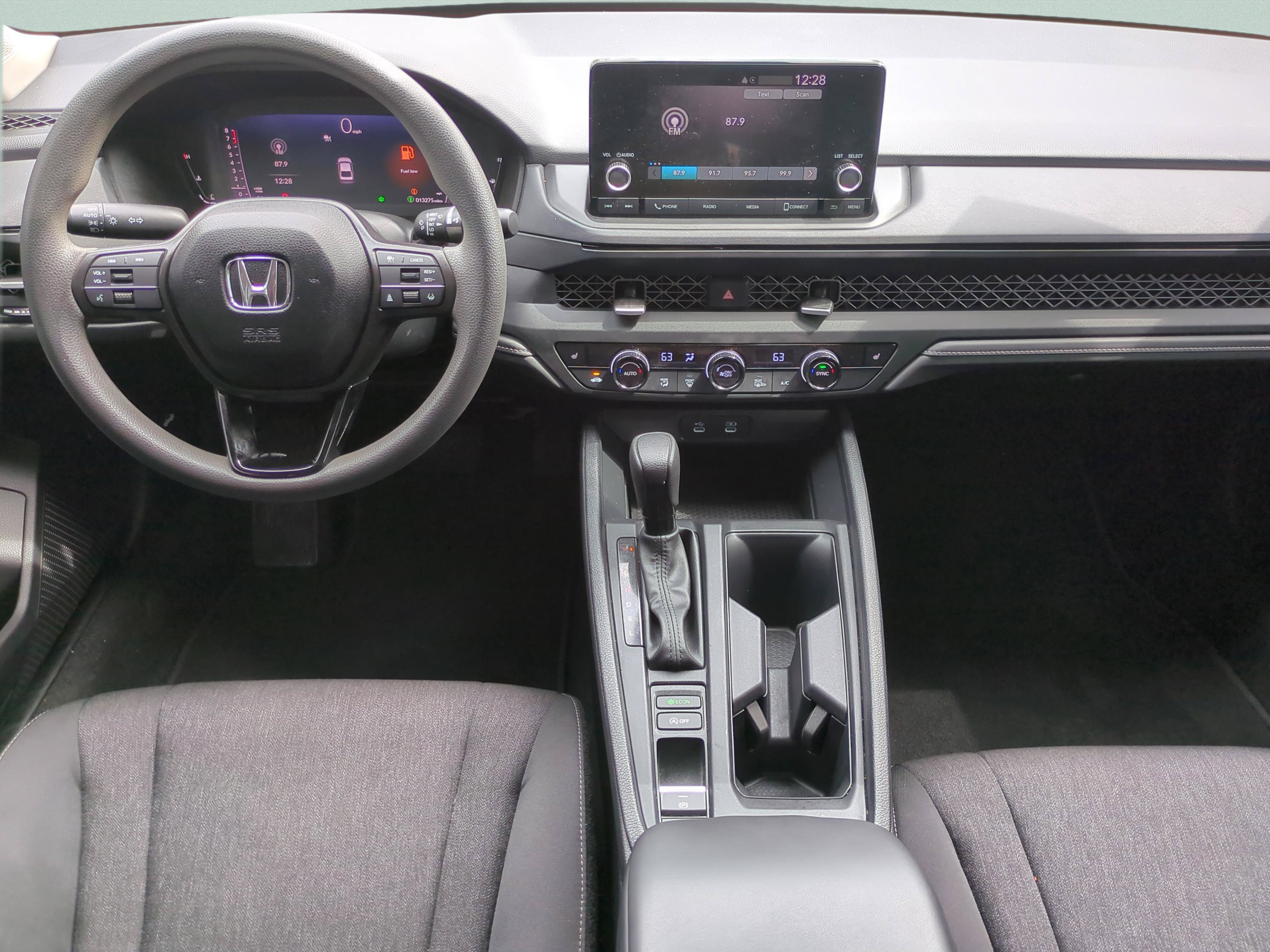 Used 2025 Honda Accord SE image 10
