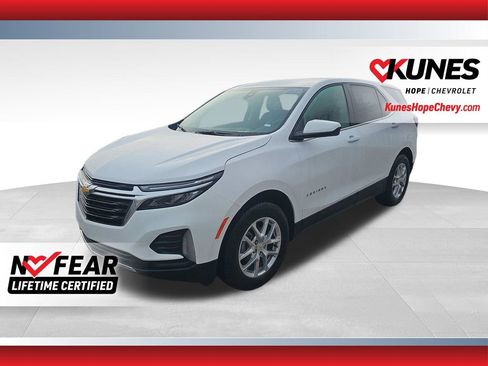Used 2024 Chevrolet Equinox LT image 1