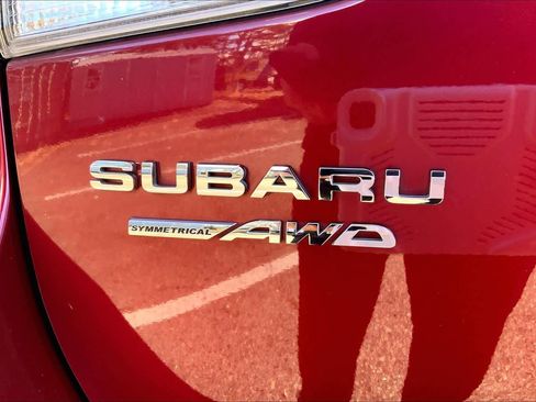 Used 2019 Subaru Forester Limited w/ Popular Package #3 image 9