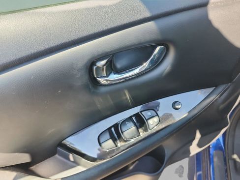 Used 2022 Nissan Leaf SV w/ SV Technology Package image 15