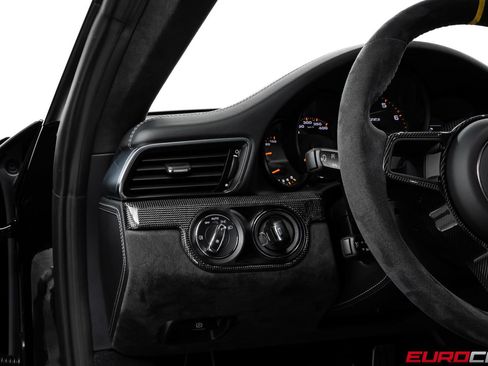 Used 2018 Porsche 911 GT2 RS RWD image 35