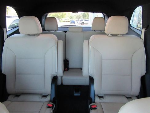 New 2026 Buick Enclave Preferred w/ Power Package image 30