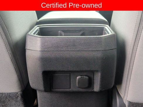 Certified 2025 Toyota Tacoma TRD Off-Road AWD/4WD image 26