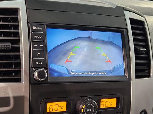 Used 2021 Nissan Frontier SV AWD/4WD image 29