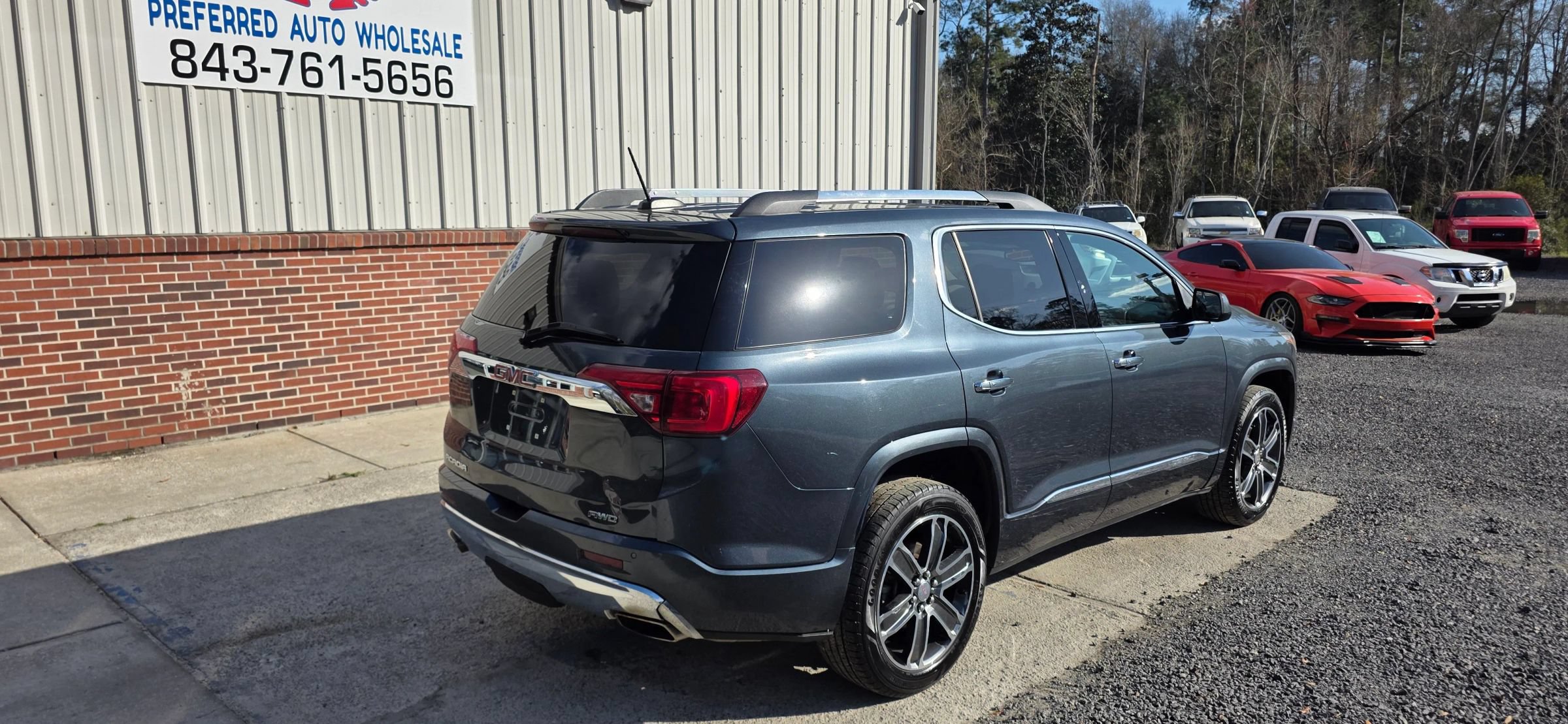 Used 2019 GMC Acadia Denali AWD/4WD image 6