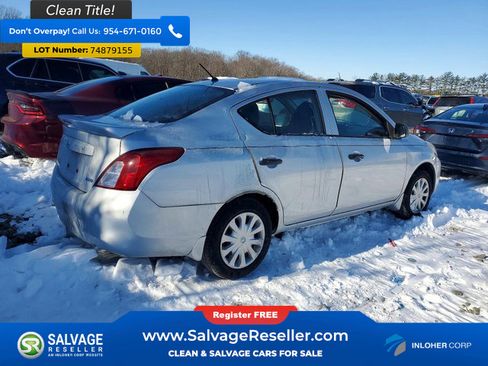Used 2013 Nissan Versa S Plus image 4