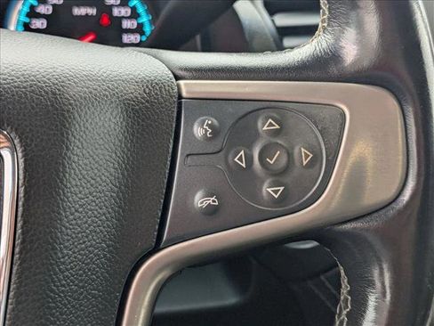 Used 2020 GMC Yukon XL Denali image 21