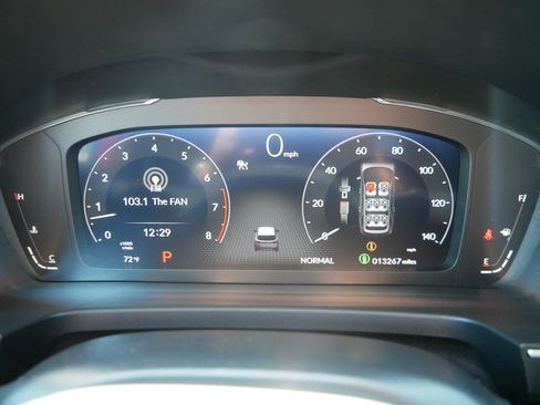 Certified 2025 Honda Pilot Black Edition image 21