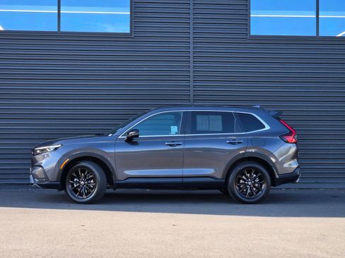 Used 2024 Honda CR-V Sport-L image 3