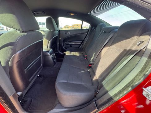 Used 2012 Dodge Charger SE w/ Connectivity Group image 13