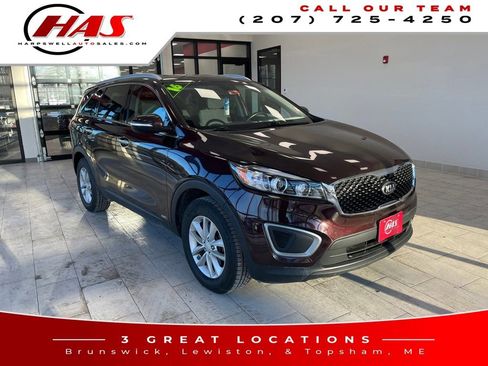 Used 2016 Kia Sorento LX w/ LX Convenience Package image 8