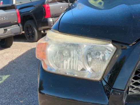 Used 2012 Toyota 4Runner Limited image 10