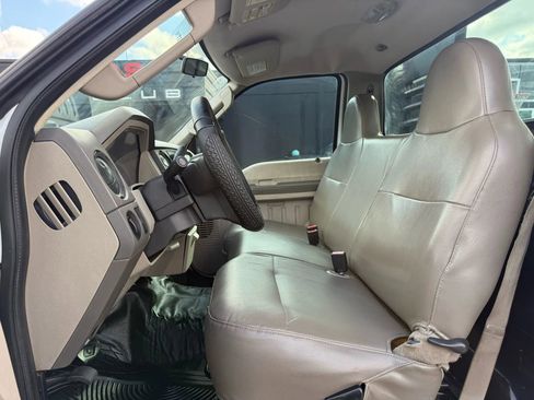 Used 2008 Ford F350 2WD Regular Cab Super Duty image 10