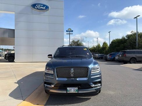 Used 2019 Lincoln Navigator Reserve w/ Cargo Package AWD/4WD image 8