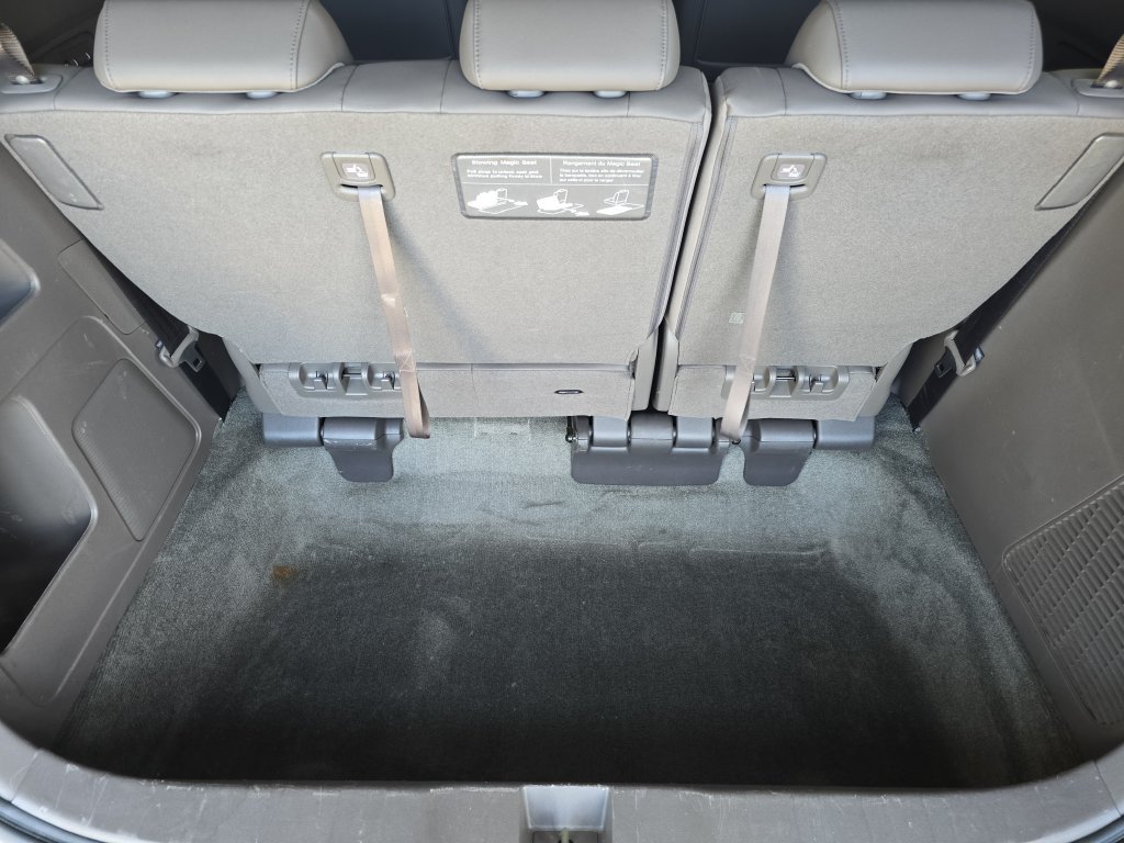 Used 2016 Honda Odyssey Touring image 13