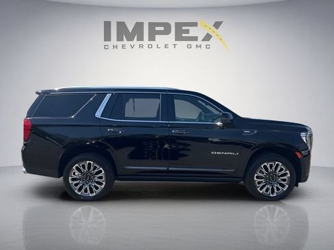 Used 2023 GMC Yukon Denali Ultimate AWD/4WD image 6