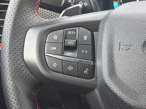 Used 2025 Ford Ranger Raptor image 23