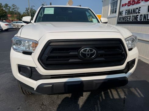 Used 2023 Toyota Tacoma SR w/ SR Convenience Package RWD image 3